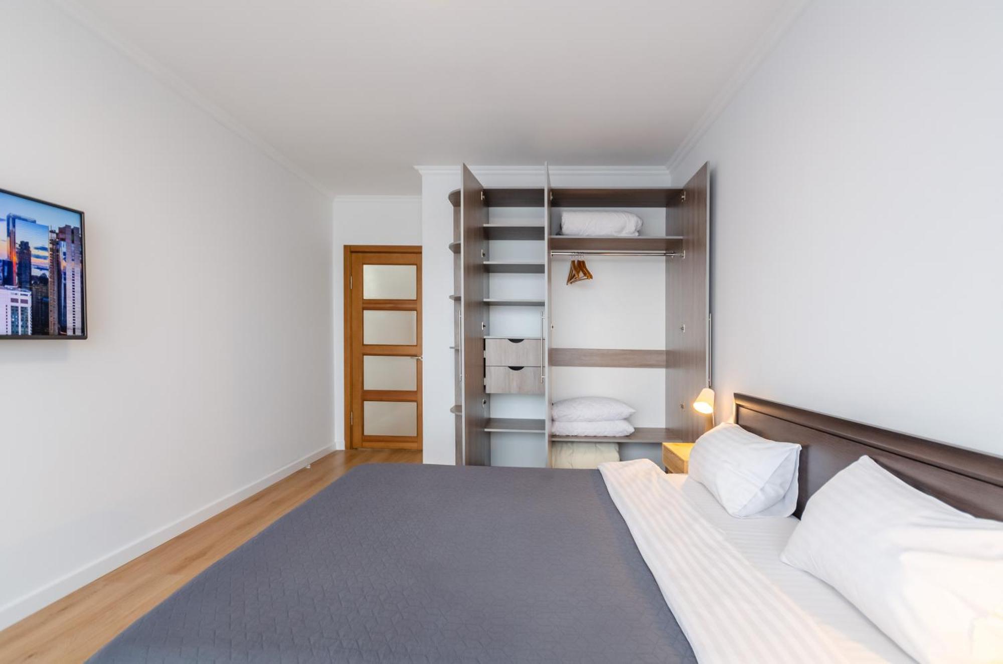 Petrovdom 7-27 In Rc Kvartet Cozy Apartment Nearby With Central Railway Station Kiev Exterior foto