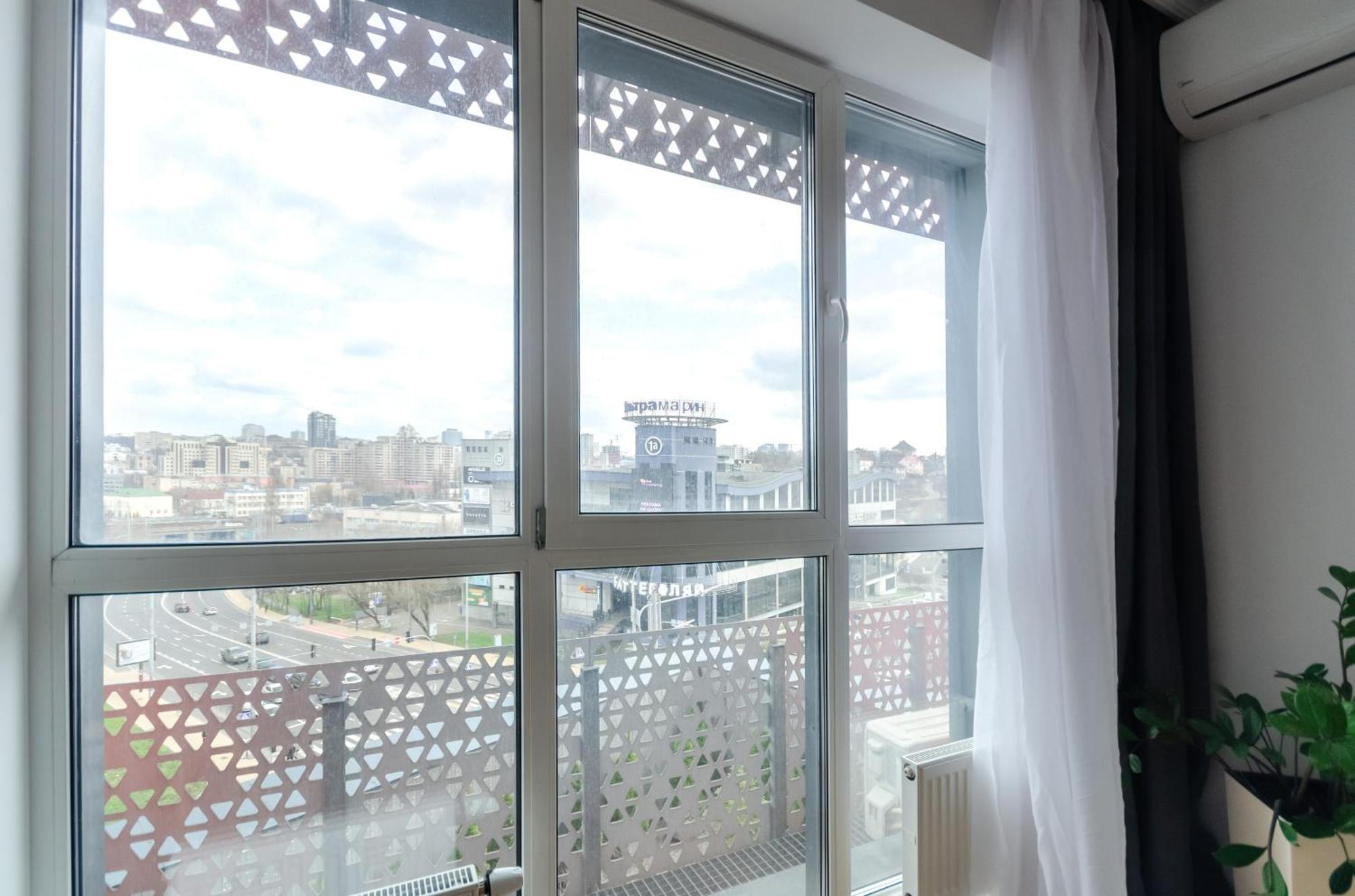 Petrovdom 7-27 In Rc Kvartet Cozy Apartment Nearby With Central Railway Station Kiev Exterior foto